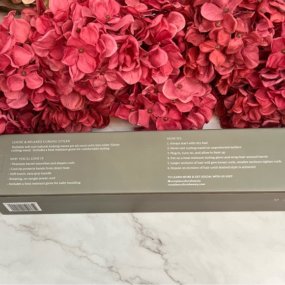 COMPLEX CULTURE Titanium Curling Wand 32mm - Picture 13 of 16